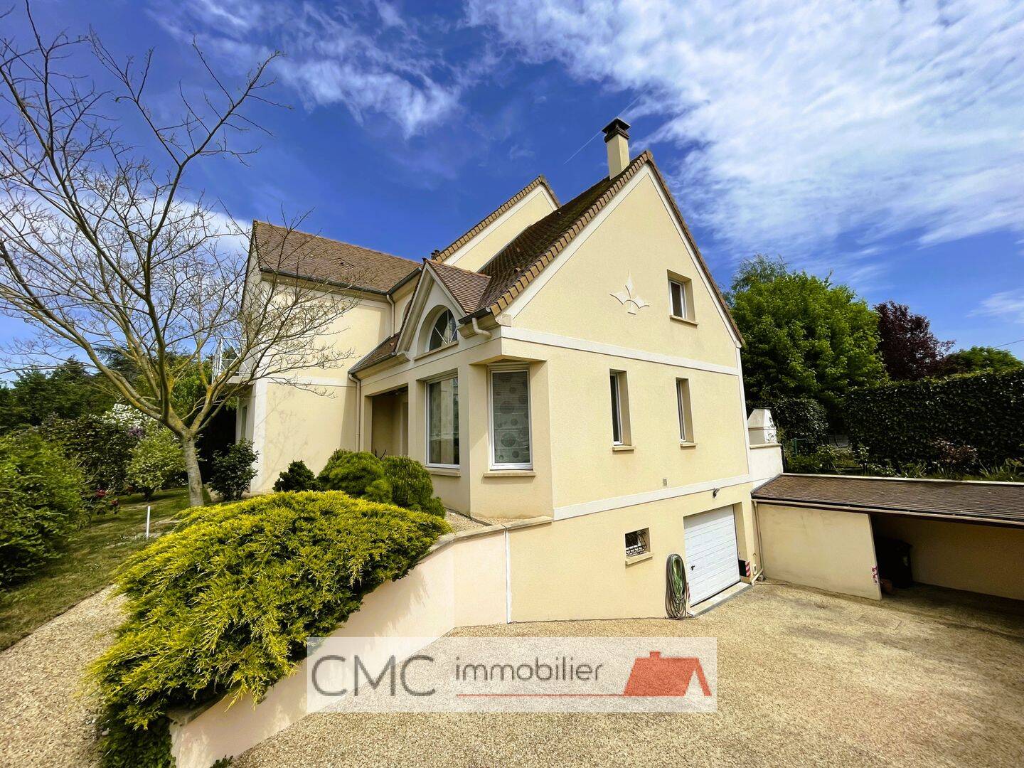 Maison 9 pièces 202 m² · à Maintenon · 202 m² · 445 050 €