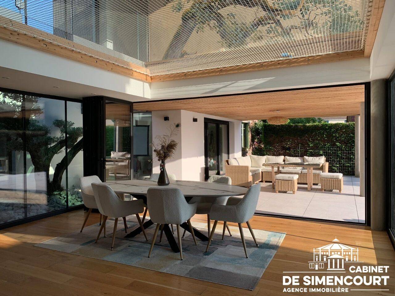 Maison 5 pièces 260 m² · à Vers-sur-Selle · 260 m² · 1 300 000 €