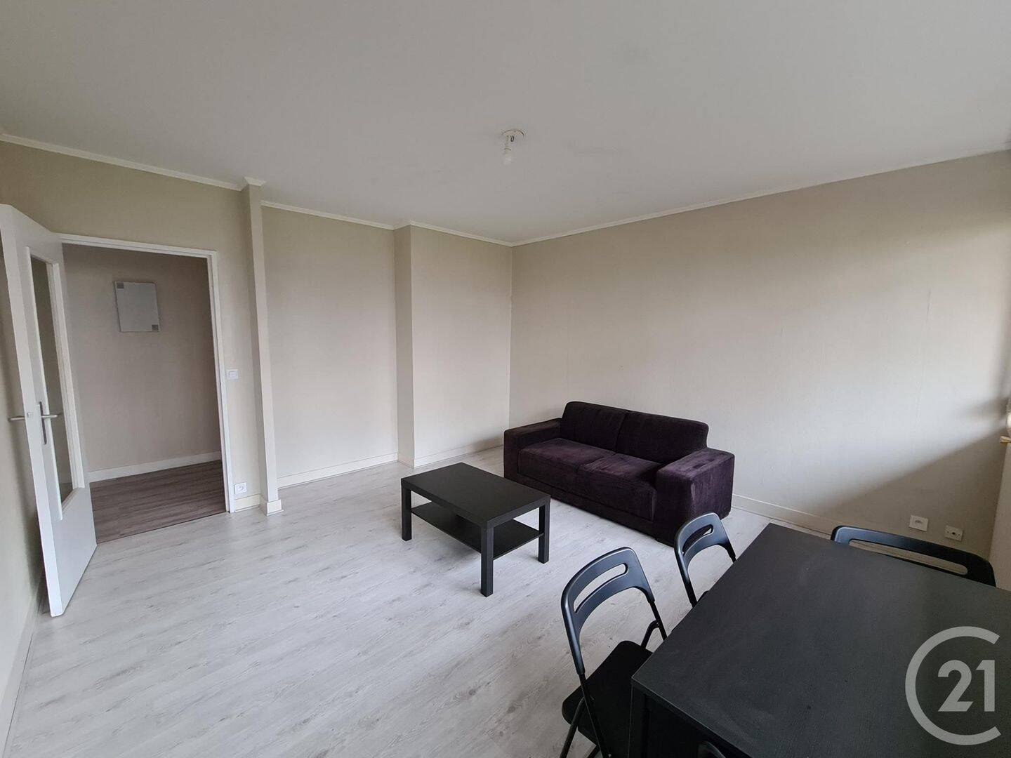 Appartement 2 pièces 48 m² · à Évry-Courcouronnes · 48,2 m² · 790 €