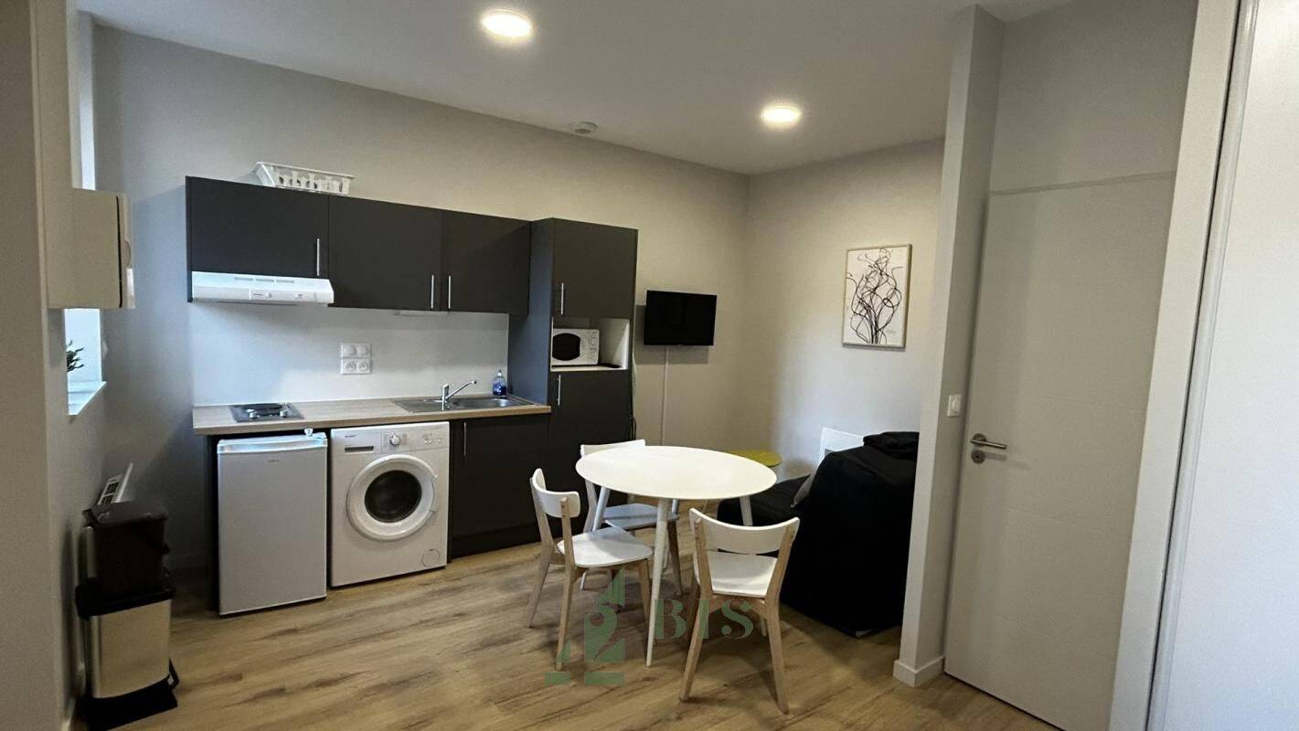 Appartement 1 pièce 23 m² · à Roanne · 23 m² · 450 €