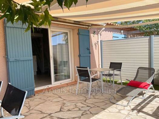 Maison à vendre 249 500 € 3 pièces 2 chambres Cogolin 83310