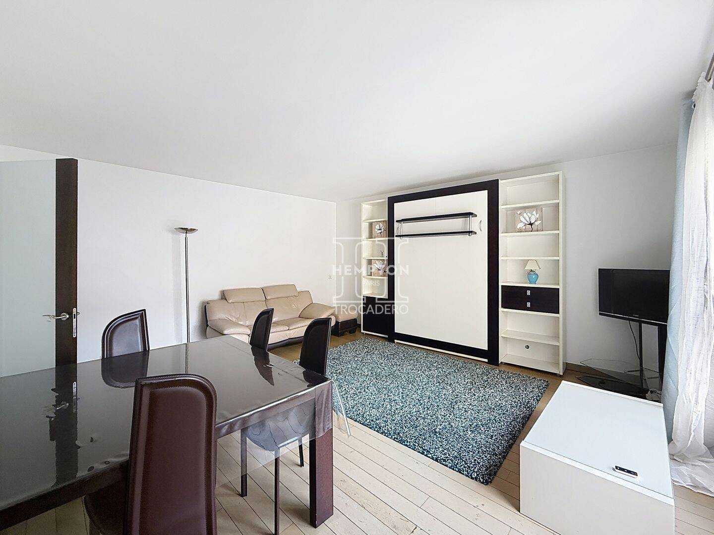 Appartement 1 pièce 41 m² · à Paris 16ème Arrondissement · 41,3 m² · 1 650 €