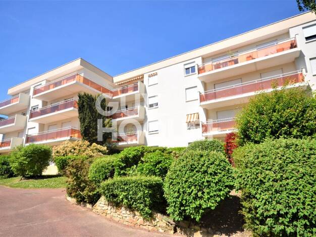 Appartement à vendre 325 000 € 4 pièces 2 chambres 79 m² Étage 3/3 Les Robinettes Eaubonne 95600
