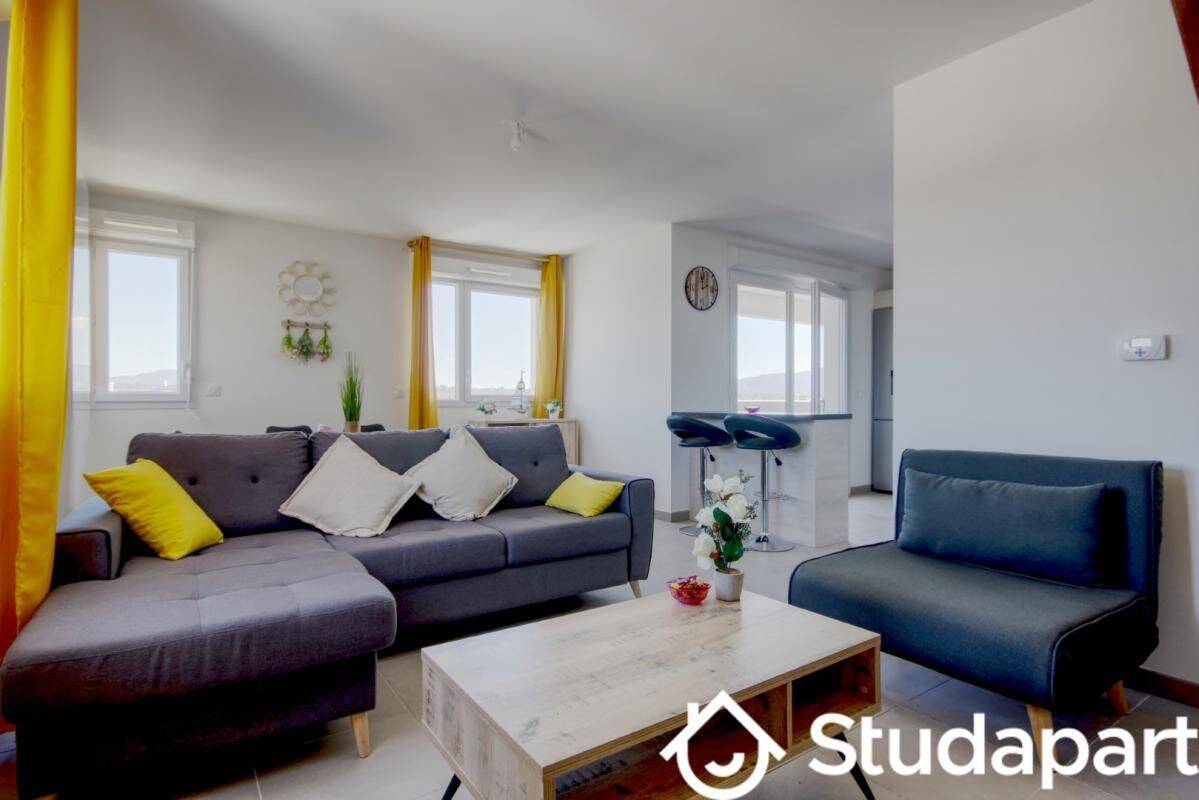 Appartement 3 pièces 73 m² · à Marseille 15ème Arrondissement · 73 m² · 1 300 €