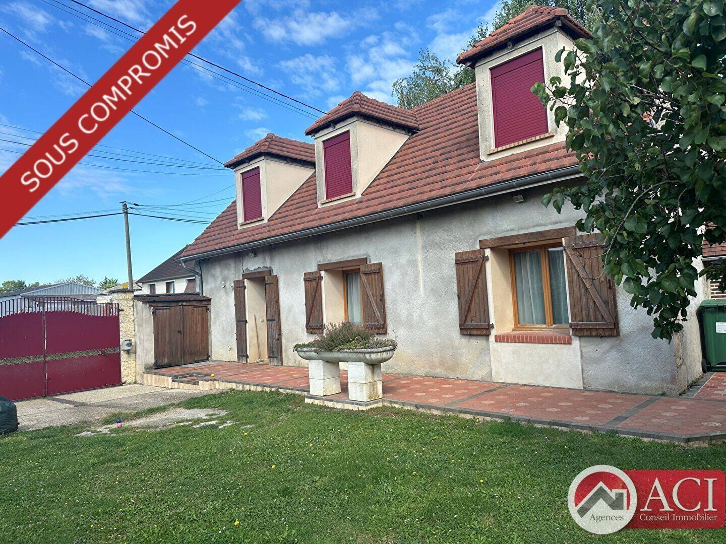 Maison 5 pièces 93 m² · à Sainte-Geneviève · 93 m² · 270 000 €