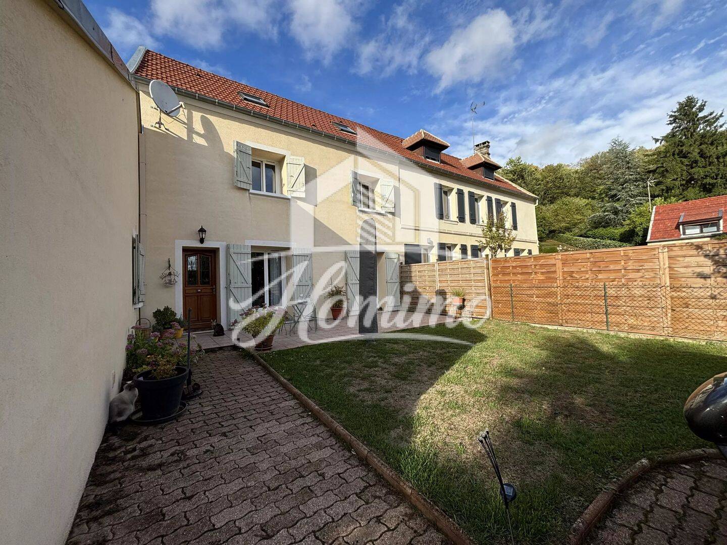 Maison 6 pièces 130 m² · à Blaincourt-lès-Précy · 130 m² · 315 000 €