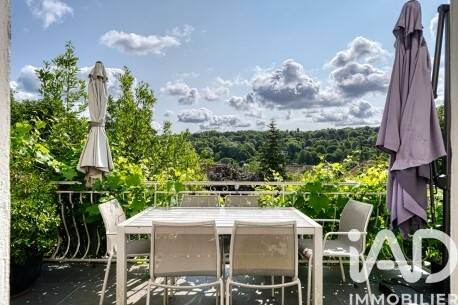 Maison 5 pièces 117 m² · à Bougival · 117 m² · 2 300 €