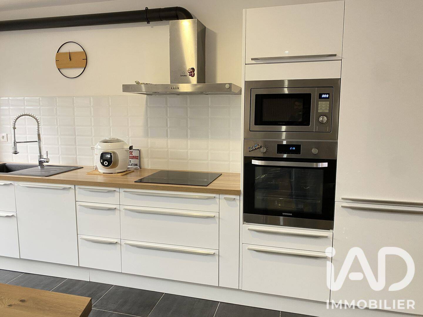 Maison 6 pièces 149 m² · à Nouzonville · 149,2 m² · 142 000 €