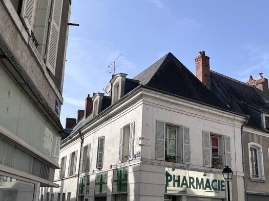 Immeuble à vendre 129 600 € 200 m² Saint-Aignan 41110