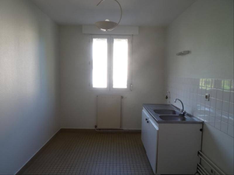 Appartement 3 pièces 72 m² · à Villefranche-sur-Saône · 71,8 m² · 651 €