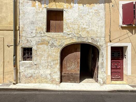 Parking à vendre 40 000 € 33 m² Le Sizen Beaucaire 30300