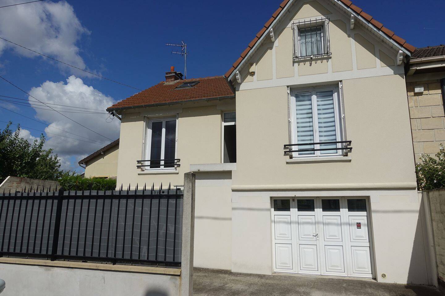 Maison 4 pièces 100 m² · à Aulnay-sous-Bois · 100 m² · 317 000 €