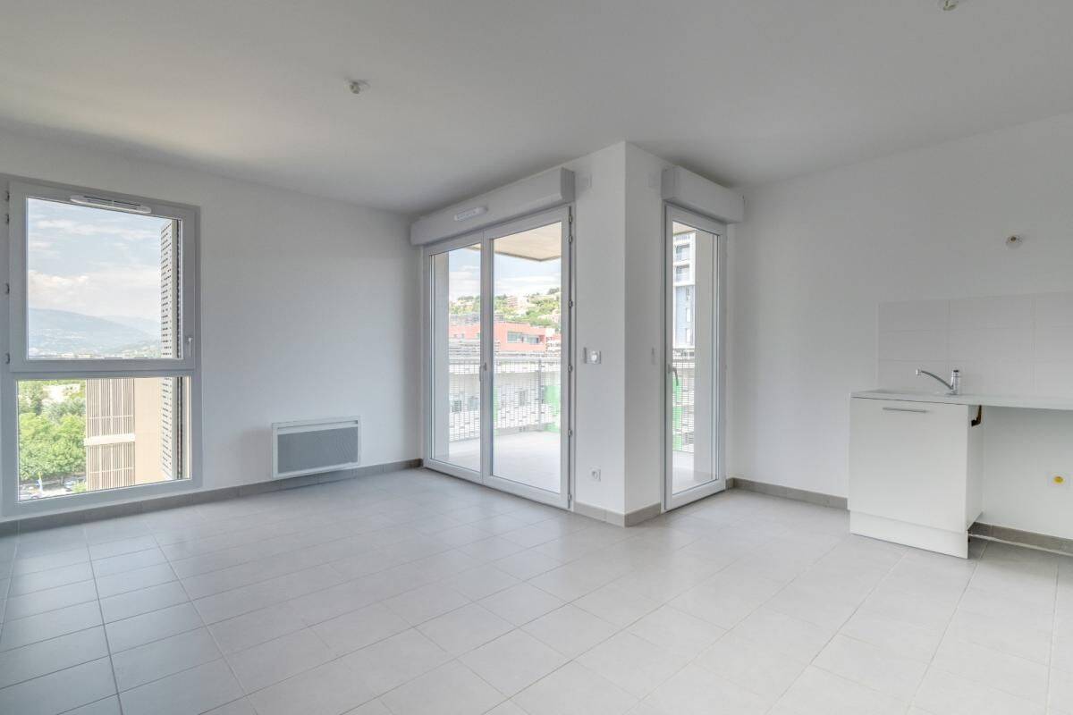 Appartement 3 pièces 57 m² · à Nice · 57 m² · 966 €/mois