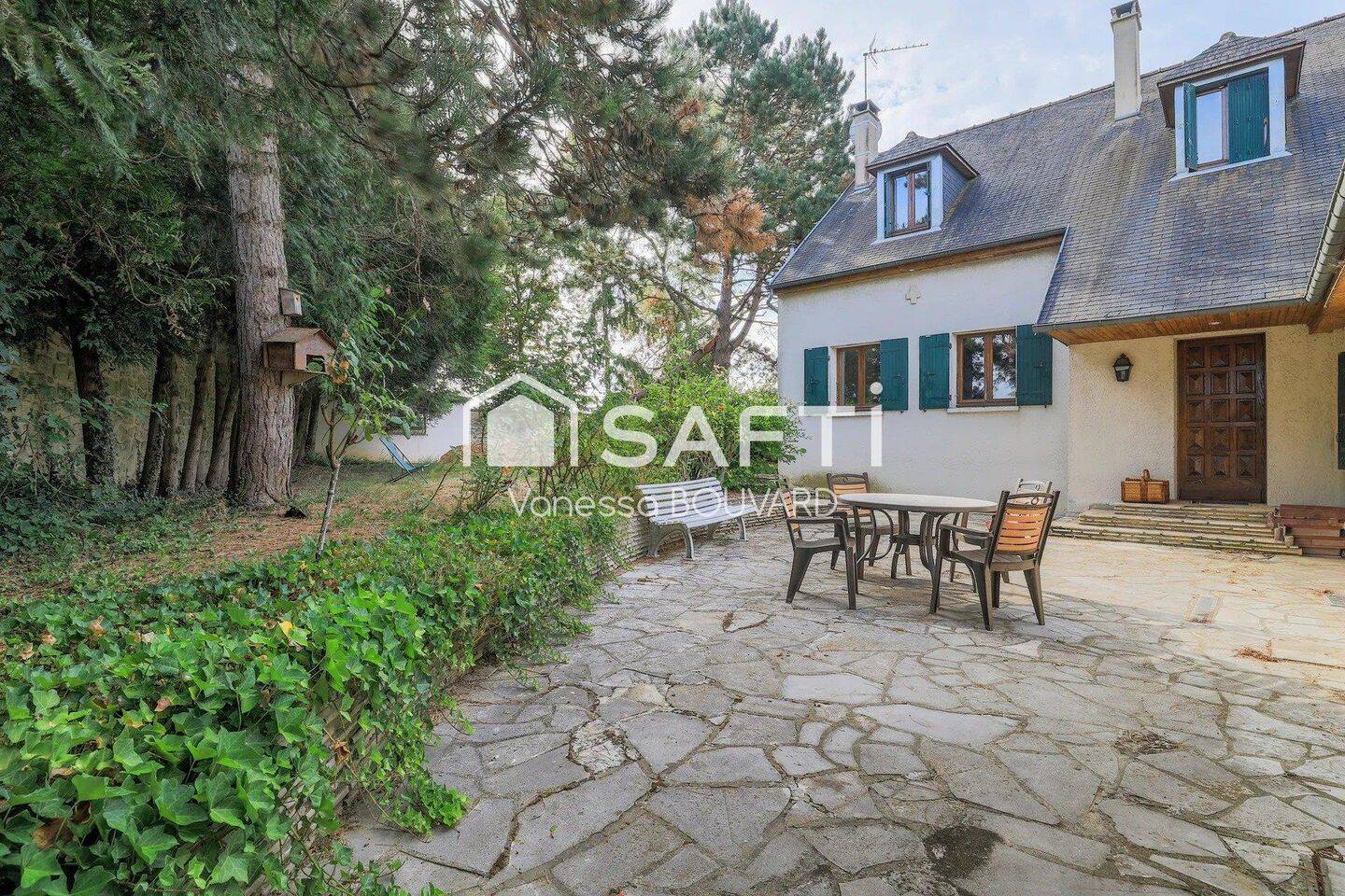 Maison 8 pièces 200 m² · à Boulogne-la-Grasse · 200 m² · 298 000 €