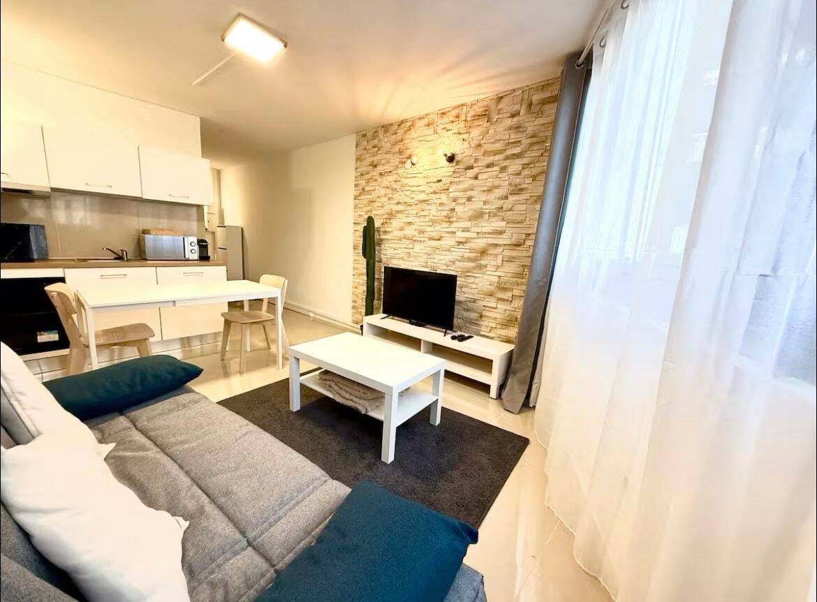 Appartement 2 pièces 44 m² · à Annemasse · 44 m² · 1 400 €