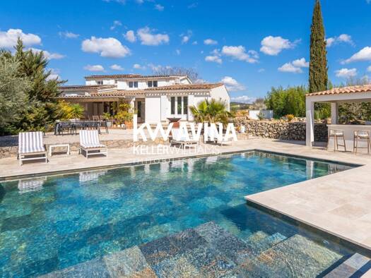 Maison à vendre 750 000 € 10 pièces 5 chambres 275 m² 4 000 m² de terrain Les Selves-Le Seiran Draguignan 83300