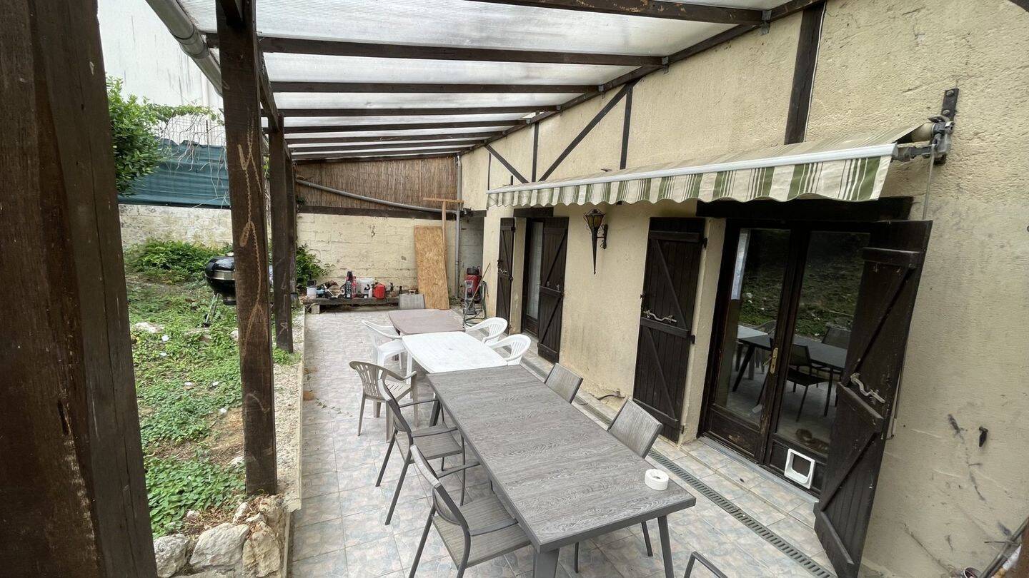 Maison 6 pièces 122 m² · à Cambronne-lès-Clermont · 122 m² · 229 000 €