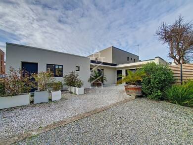 Maison à vendre 779 900 € 8 pièces 6 chambres 169,6 m² 612 m² de terrain Lorient 56100
