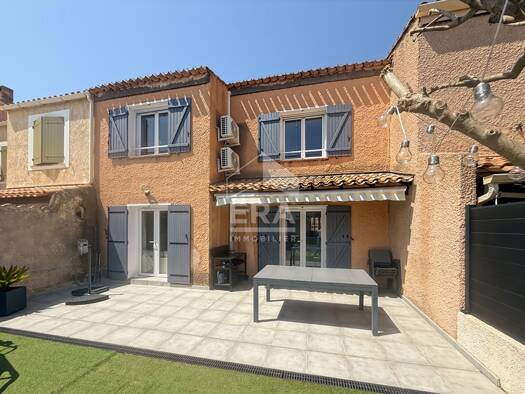 Maison à vendre 407 550 € 4 pièces 3 chambres 107 m² 190 m² de terrain Estroublans Vitrolles 13127