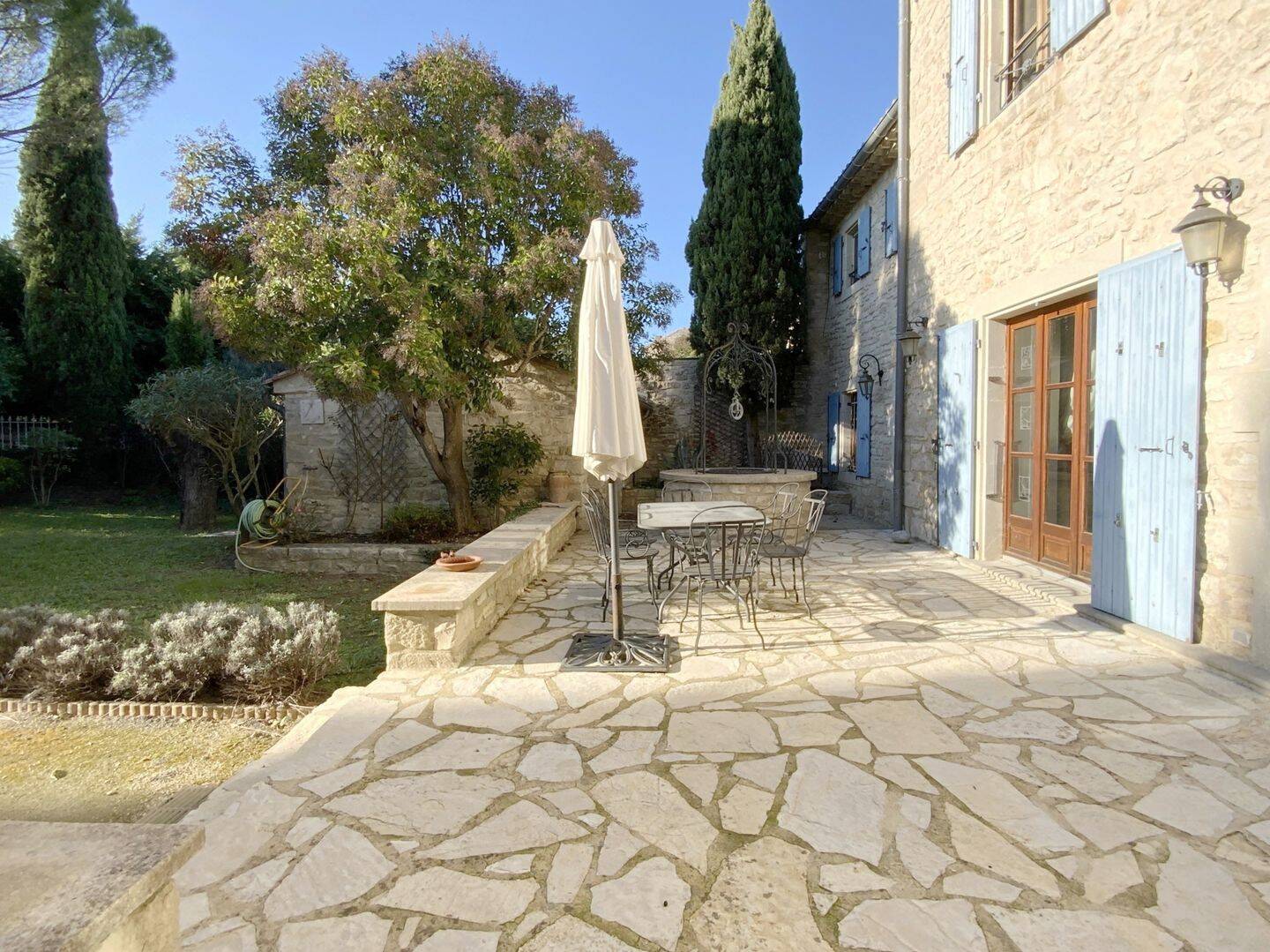 Maison 8 pièces 234 m² · à Uzès · 234 m² · 645 000 €