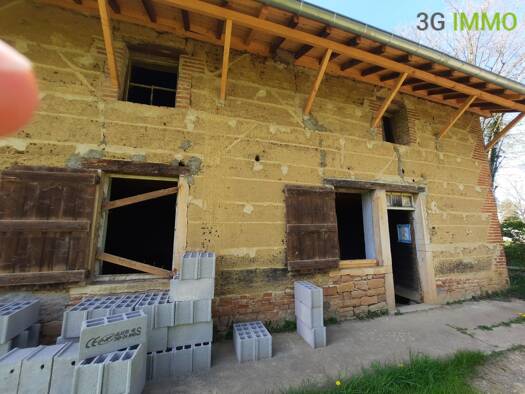 Maison à vendre 191 000 € 1 pièce 1 chambre 200 m² 15 700 m² de terrain Saint-Trivier-de-Courtes 01560