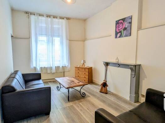 Immeuble à vendre 261 000 € 285 m² Centre Givet 08600