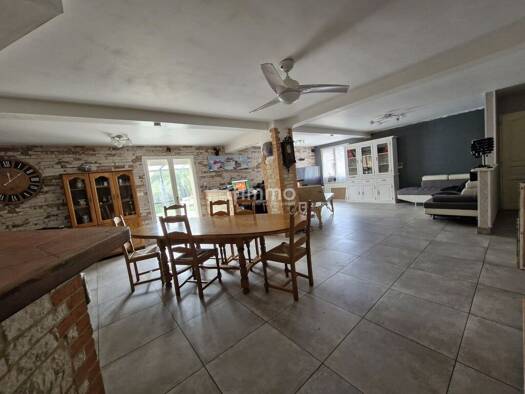 Maison à vendre 450 000 € 10 pièces 6 chambres 280 m² 1 738 m² de terrain Samatan 32130