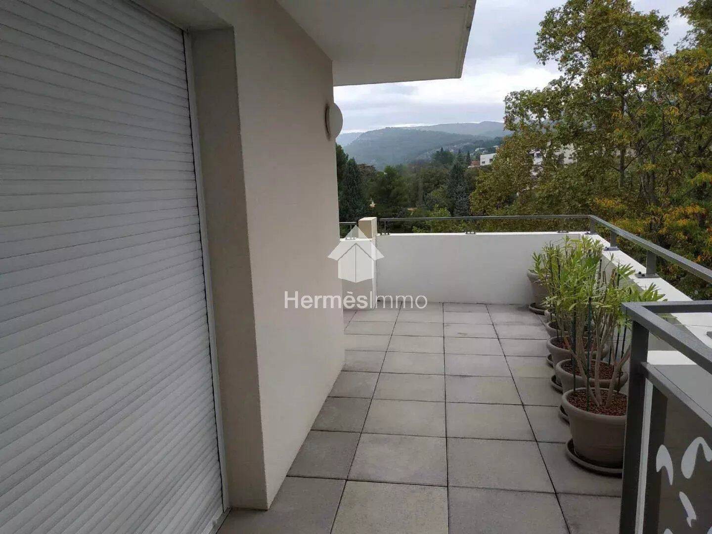 Appartement 3 pièces 60 m² · à Marseille 11ème Arrondissement · 59,6 m² · 295 000 €