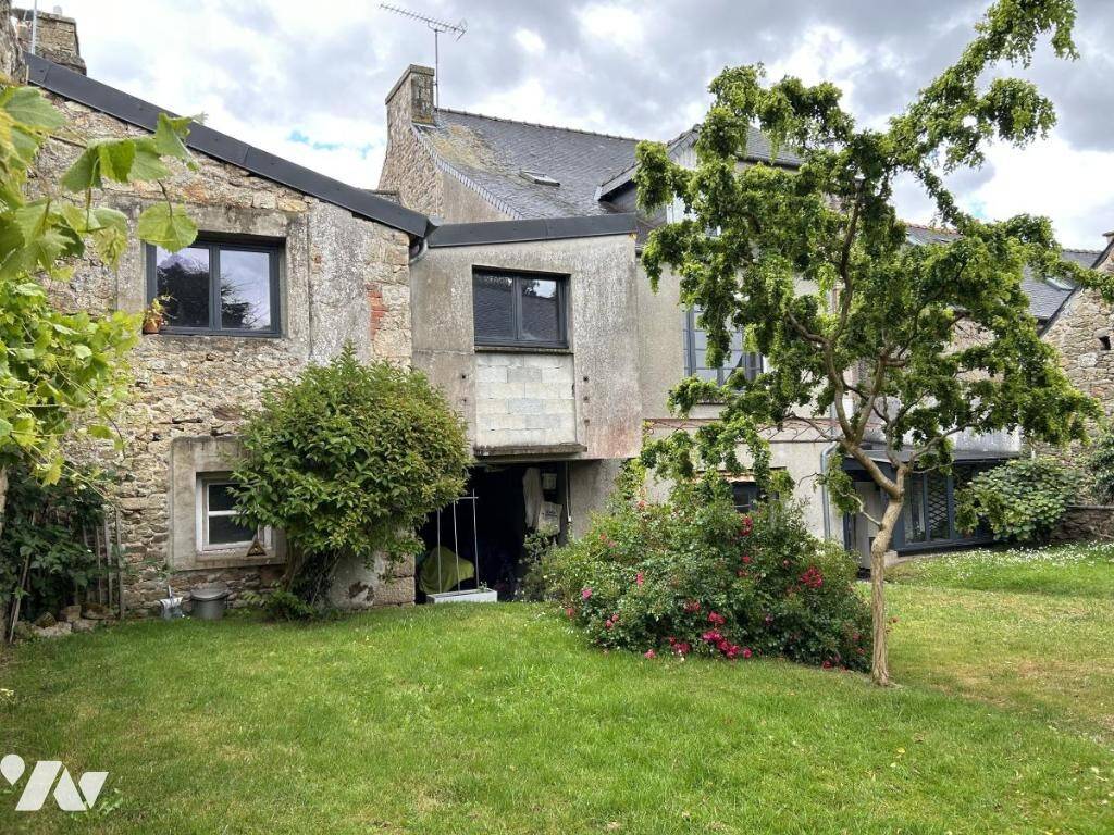 Maison 10 pièces 225 m² · à Guingamp · 225 m² · 236 064 €