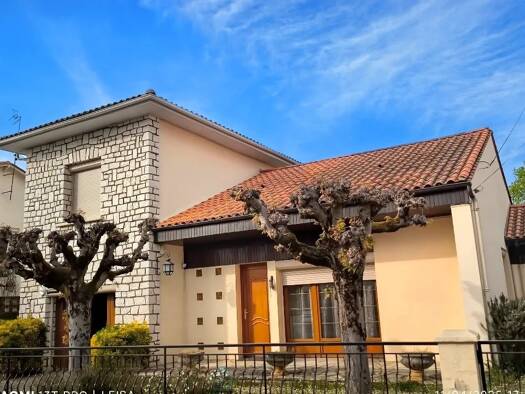 Maison à vendre 199 000 € 4 pièces 2 chambres 115 m² 380 m² de terrain Vieux Bergerac Bergerac 24100