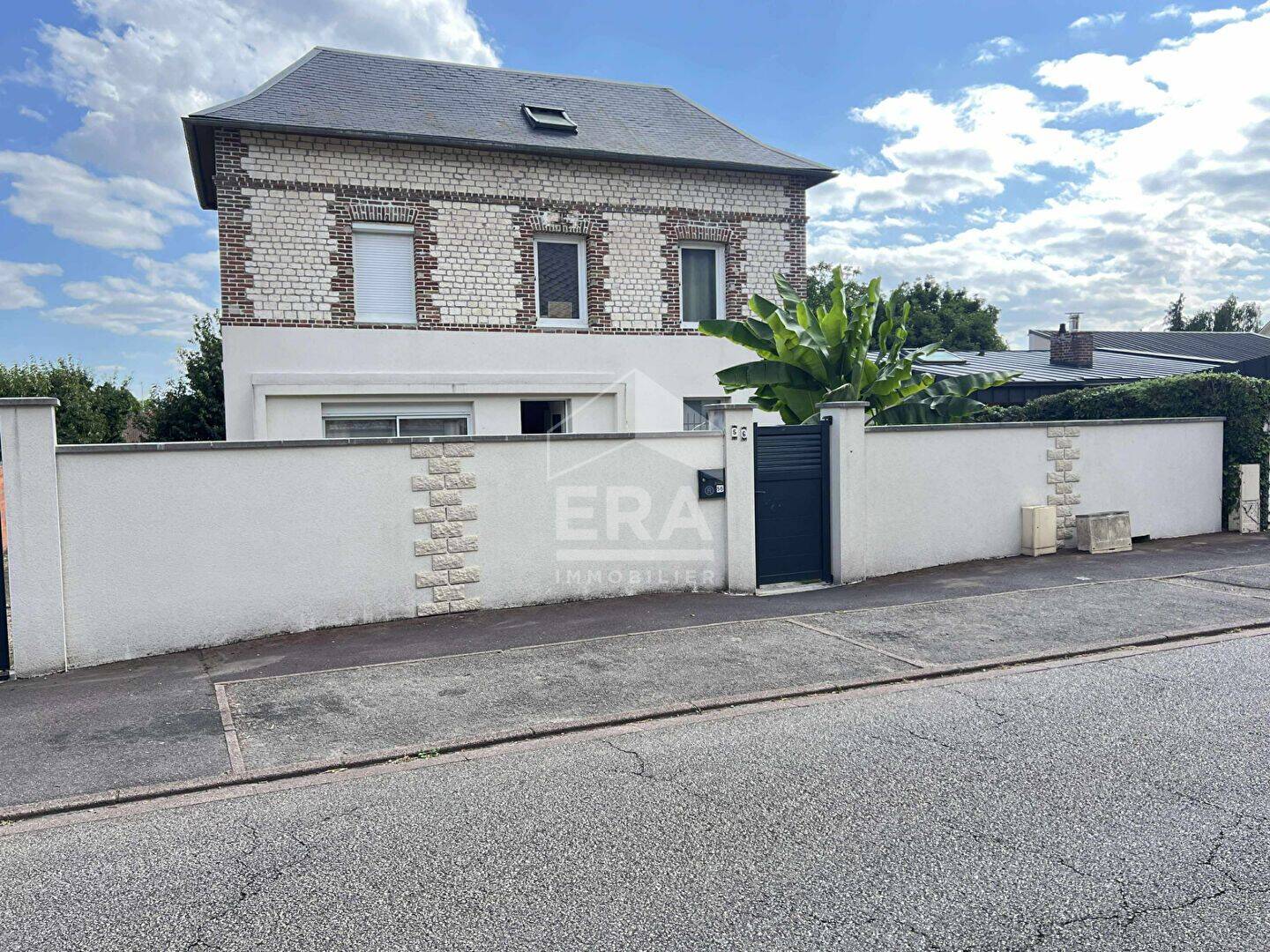 Maison 6 pièces 144 m² · à Alizay · 144 m² · 325 500 €