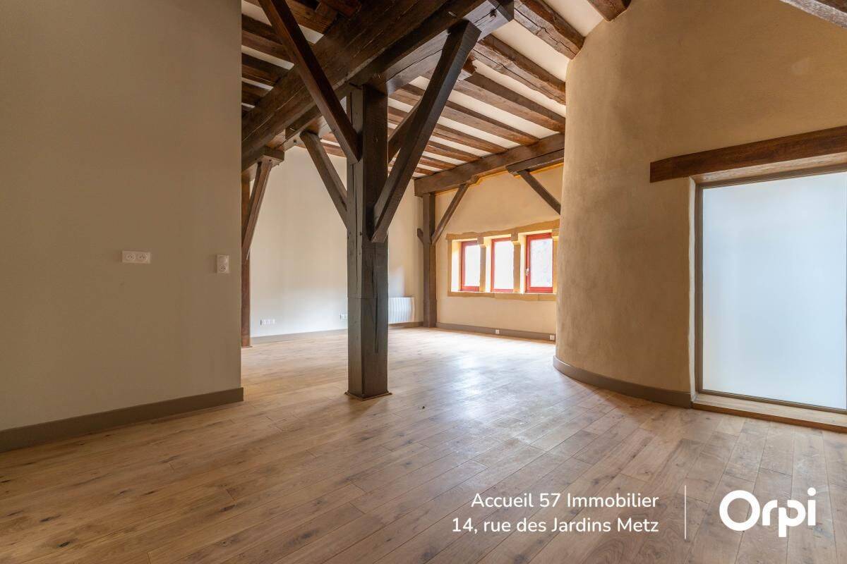 Appartement 1 pièce 54 m² · à Metz · 53,6 m² · 770 €/mois