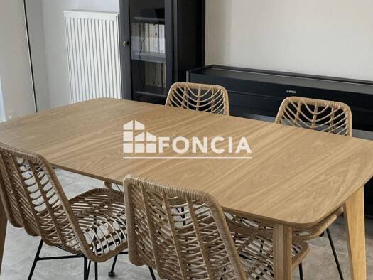 Triplex à vendre 239 900 € 4 pièces 3 chambres 81,3 m² Étage 2/2 Templeuve-en-Pévèle 59242