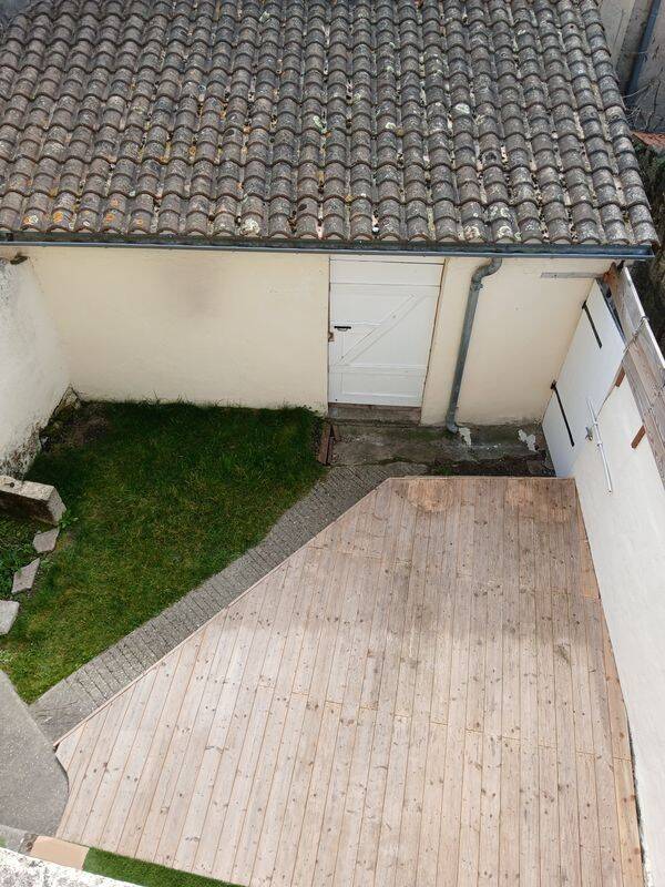 Maison 1 pièce 73 m² · à Saint-André-de-Cubzac · 73 m² · 715 €/mois