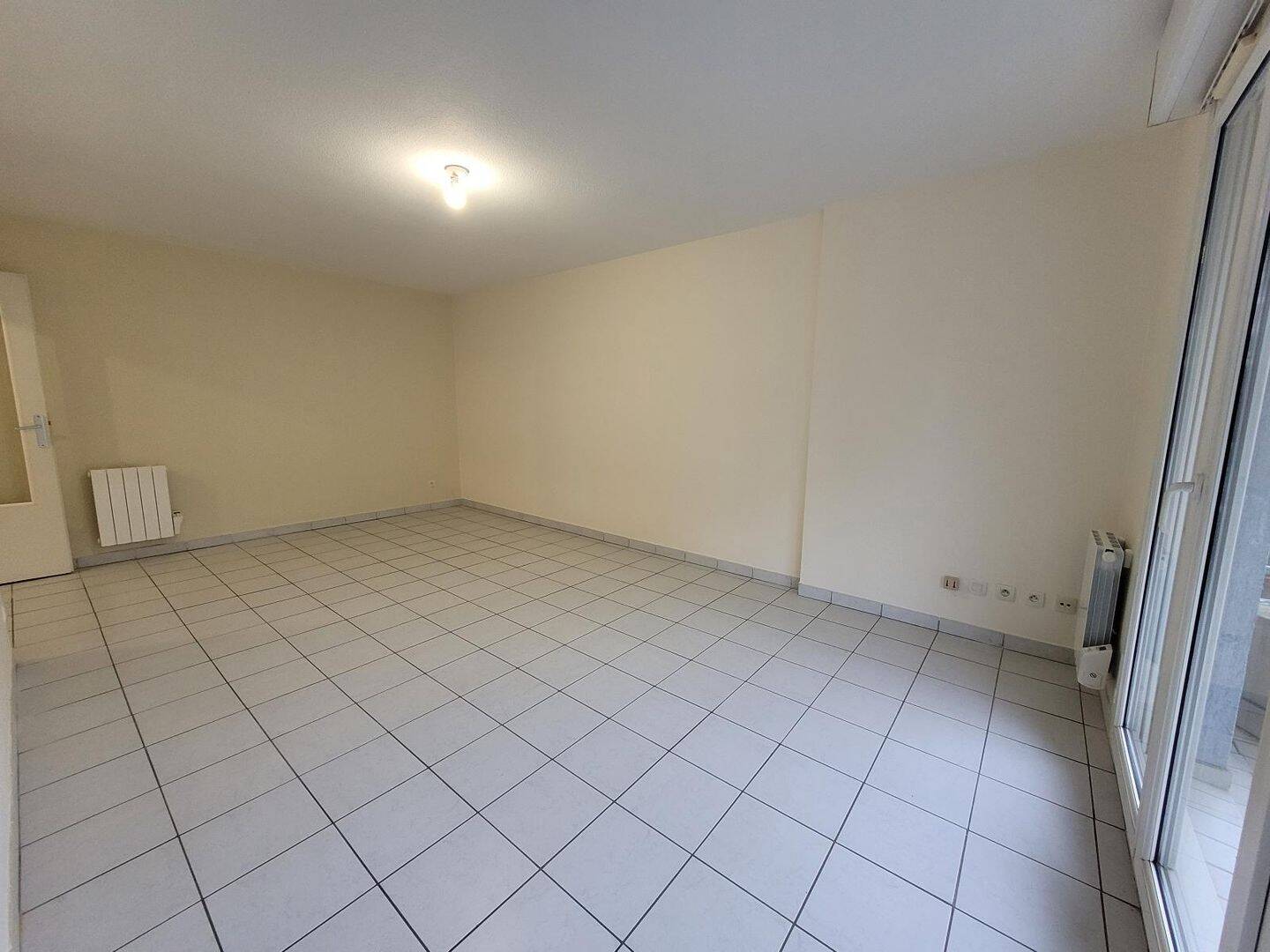 Appartement 3 pièces 64 m² · à Grenoble · 64,2 m² · 899 €