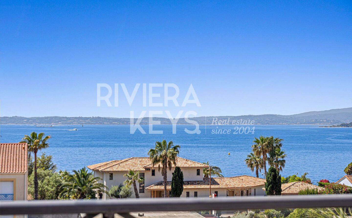 Appartement 4 pièces 96 m² · à Roquebrune-sur-Argens · 95,8 m² · 890 000 €