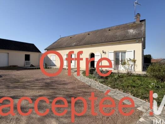 Maison à vendre 161 000 € 6 pièces 4 chambres 146 m² 2 200 m² de terrain Pierrefitte-sur-Loire 03470