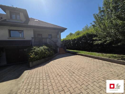 Maison à vendre 320 000 € 4 pièces 3 chambres 110,9 m² 632 m² de terrain Grenoble 38100