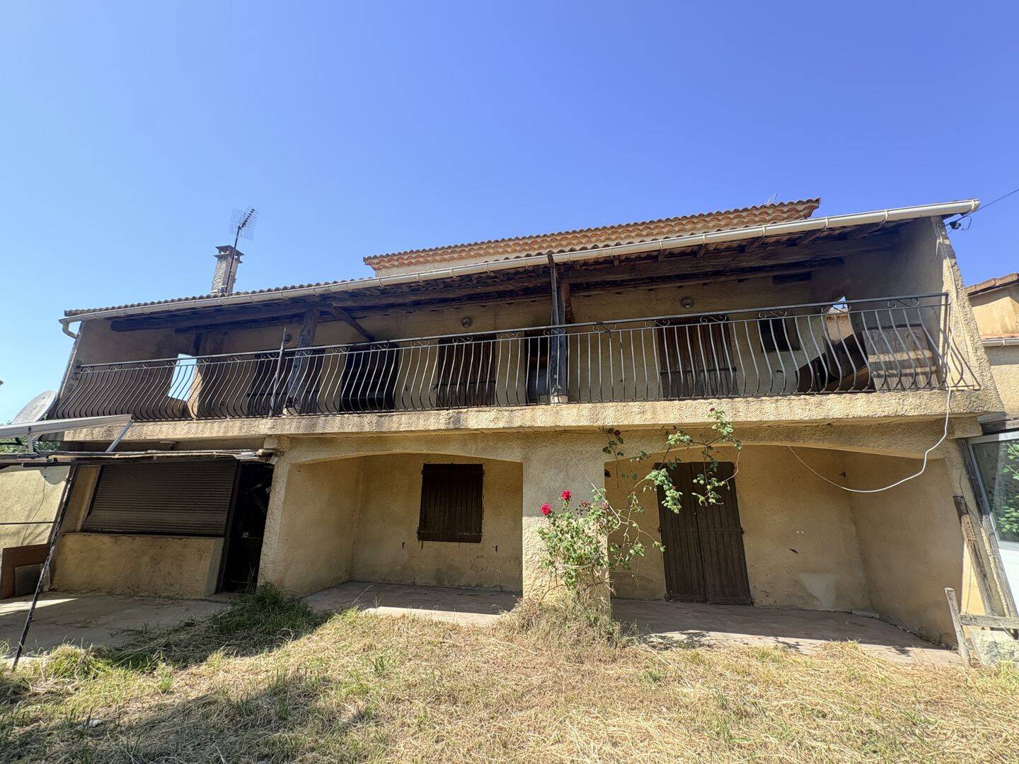Maison 8 pièces 260 m² · à Méjannes-lès-Alès · 260 m² · 250 000 €
