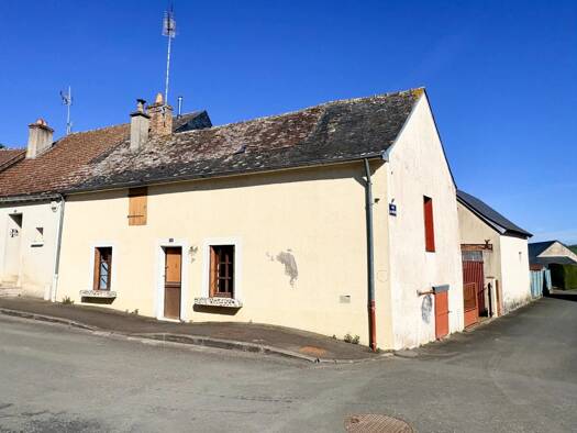 Maison à vendre 83 000 € 4 pièces 2 chambres 72 m² 405 m² de terrain Le Grand-Lucé 72150