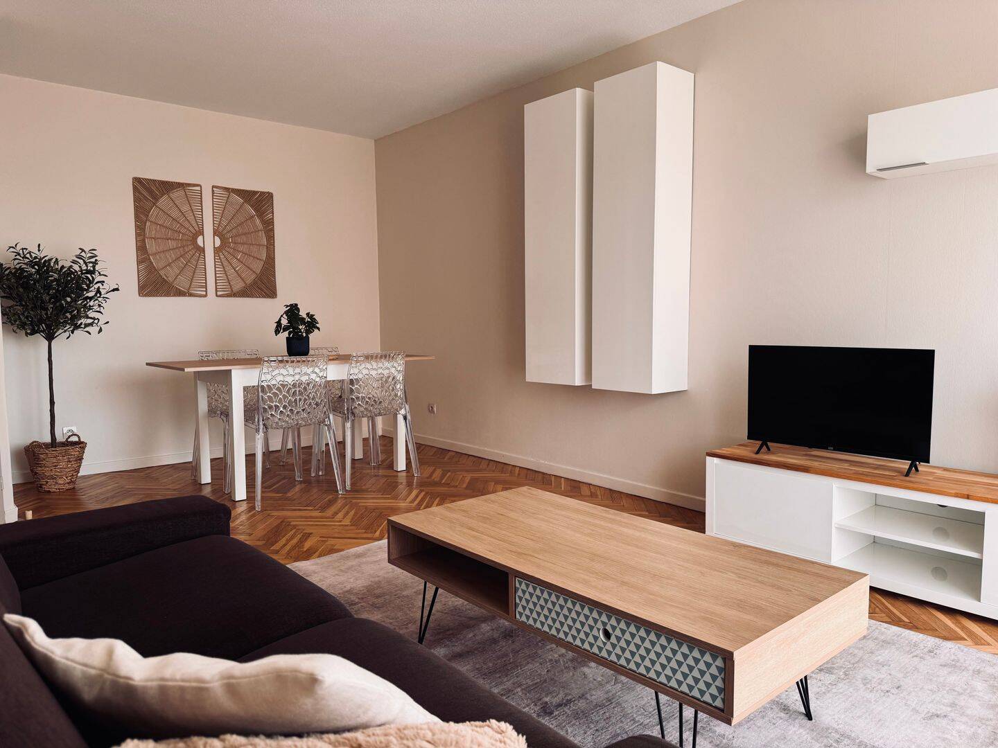 Appartement 2 pièces 53 m² · à Lyon 8ème Arrondissement · 53 m² · 1 050 €/mois