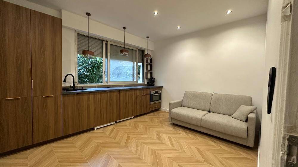 Appartement 1 pièce 18 m² · à Marseille 8ème Arrondissement · 18 m² · 1 000 €/mois