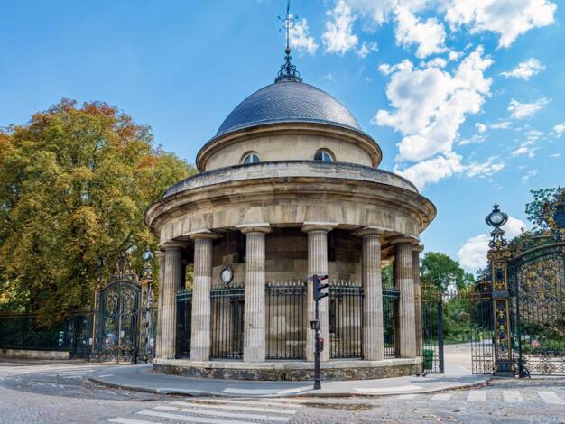 Espace bureau à vendre 2 825 000 € 243 m² de bureaux divisible de 243 m² à 243 m² Paris 17ème 75017