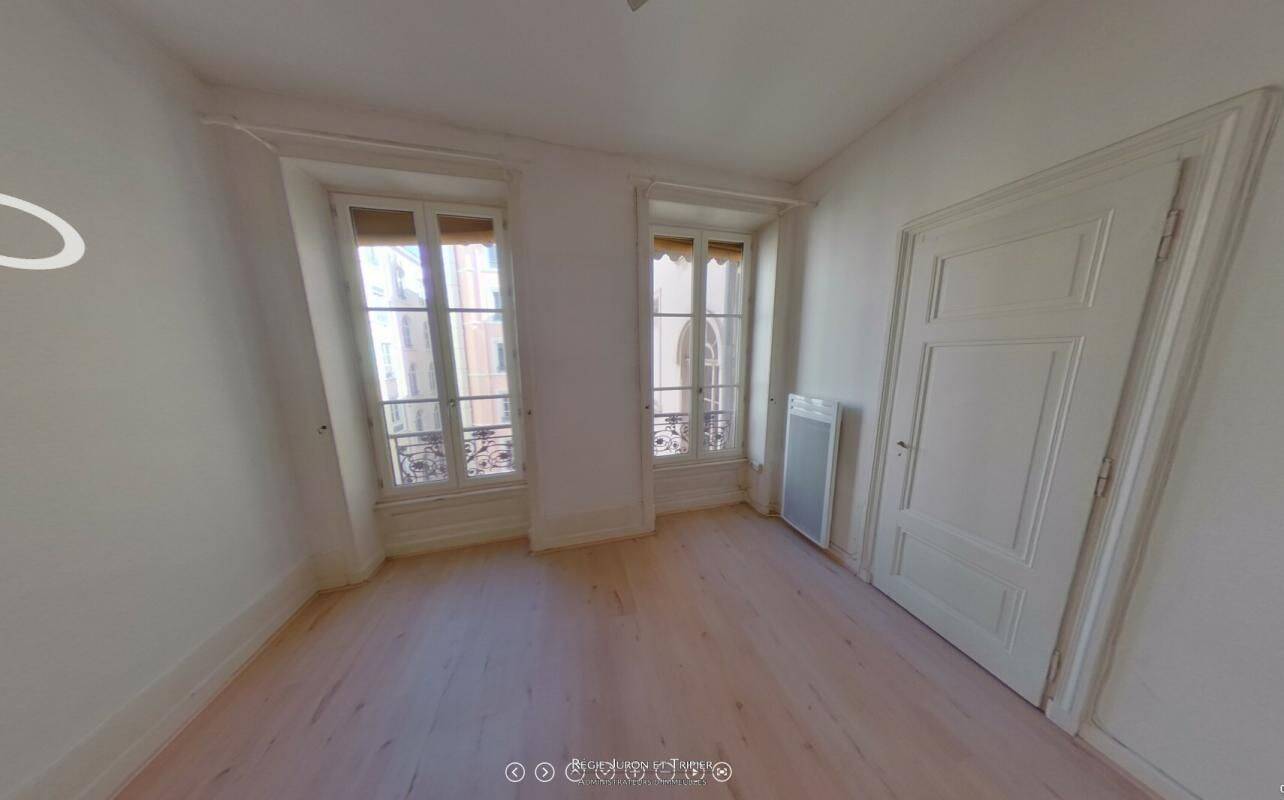Appartement 2 pièces 51 m² · à Lyon 2ème Arrondissement · 51 m² · 902 €