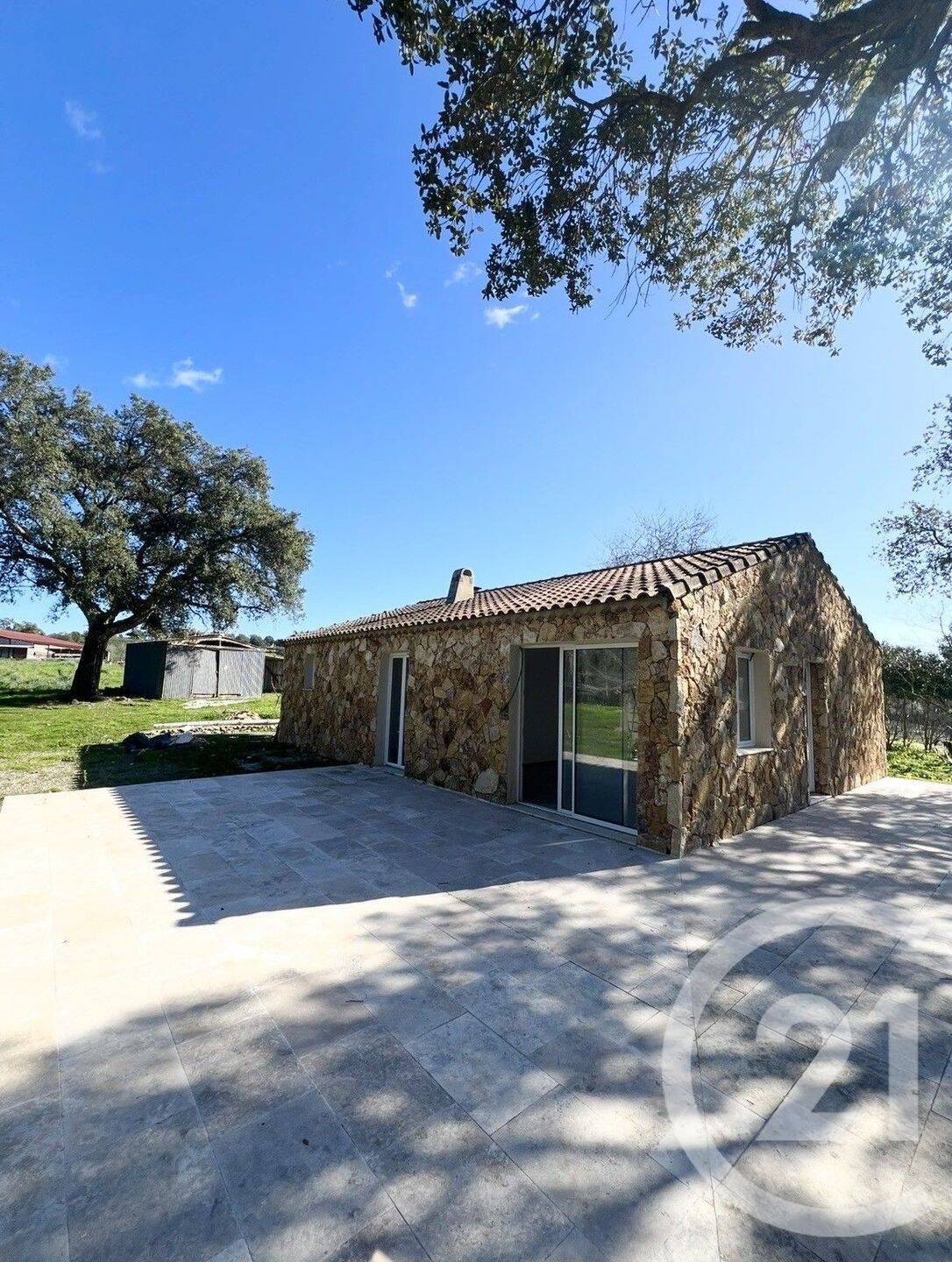 Maison 5 pièces 82 m² · à Aléria · 81,8 m² · 365 000 €