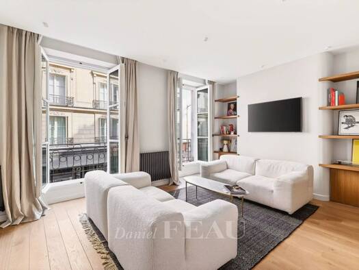 Appartement à vendre 1 260 000 € 3 pièces 2 chambres 57 m² Étage 1/6 Monnaie Paris 6ème arrondissement 75006