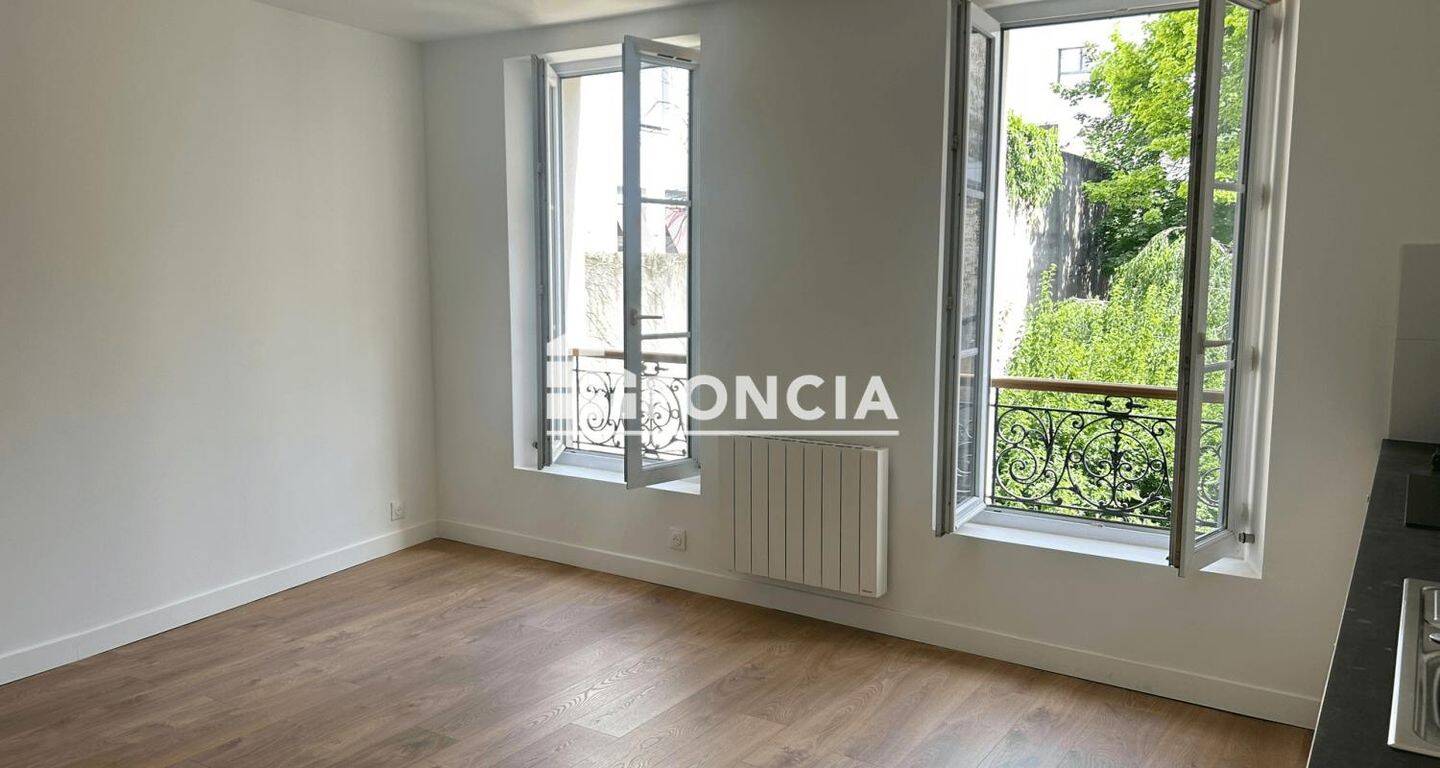 Appartement 2 pièces 34 m² · à Paris 19ème Arrondissement · 34,3 m² · 1 040 €