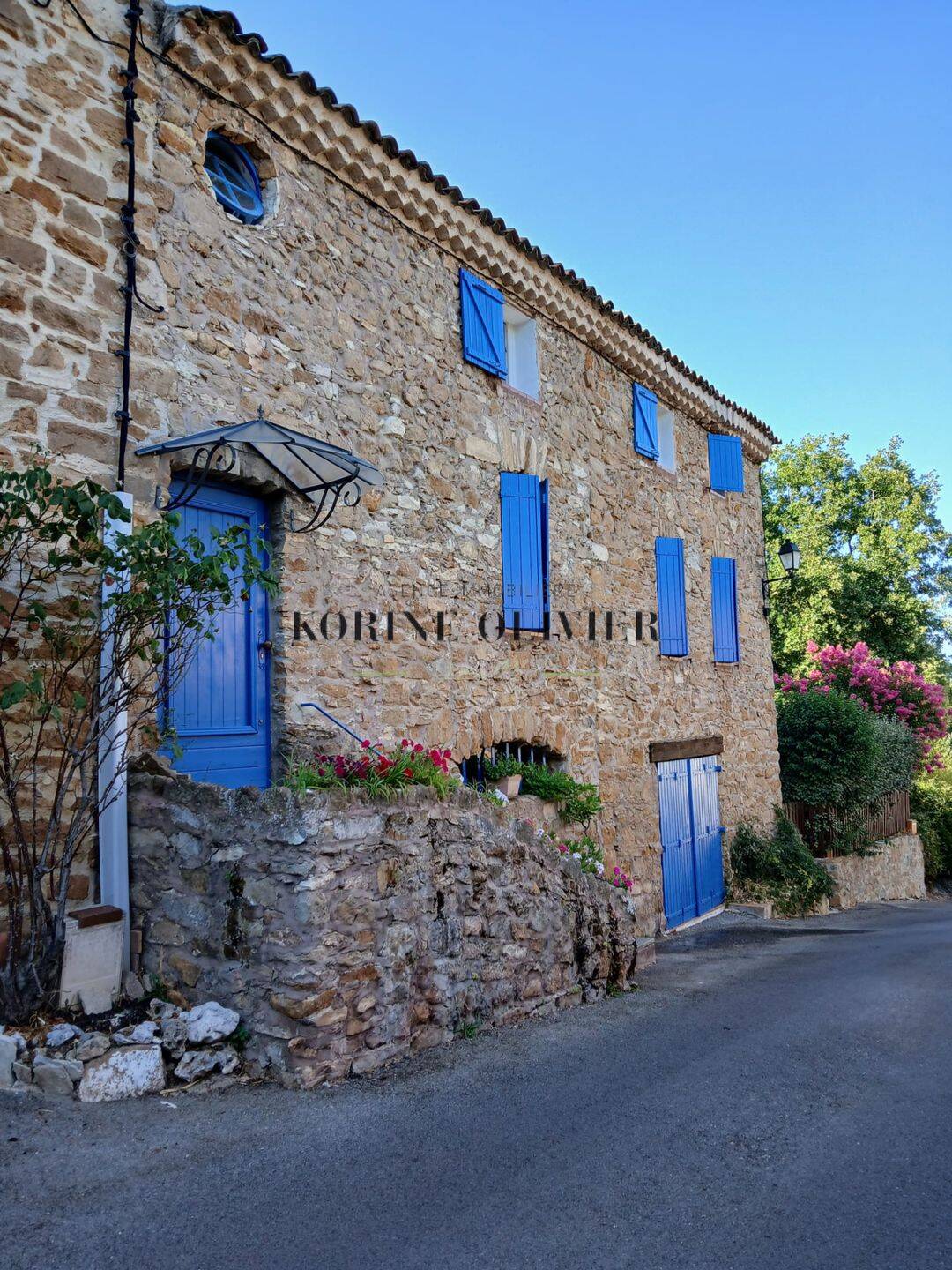 Maison 5 pièces 153 m² · à Peynier · 153 m² · 599 000 €