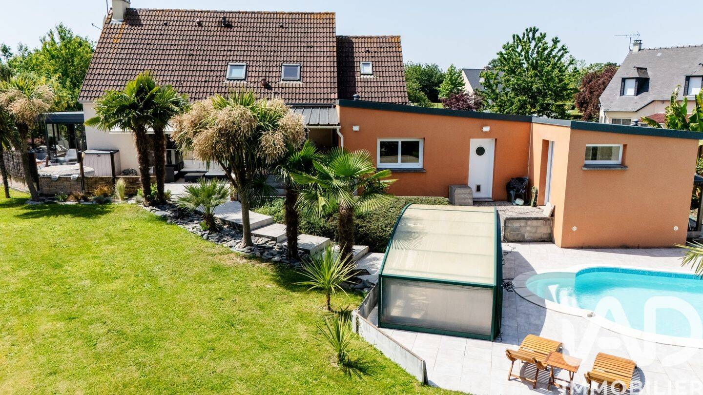 Maison 7 pièces 187 m² · à Bacilly · 187 m² · 449 500 €
