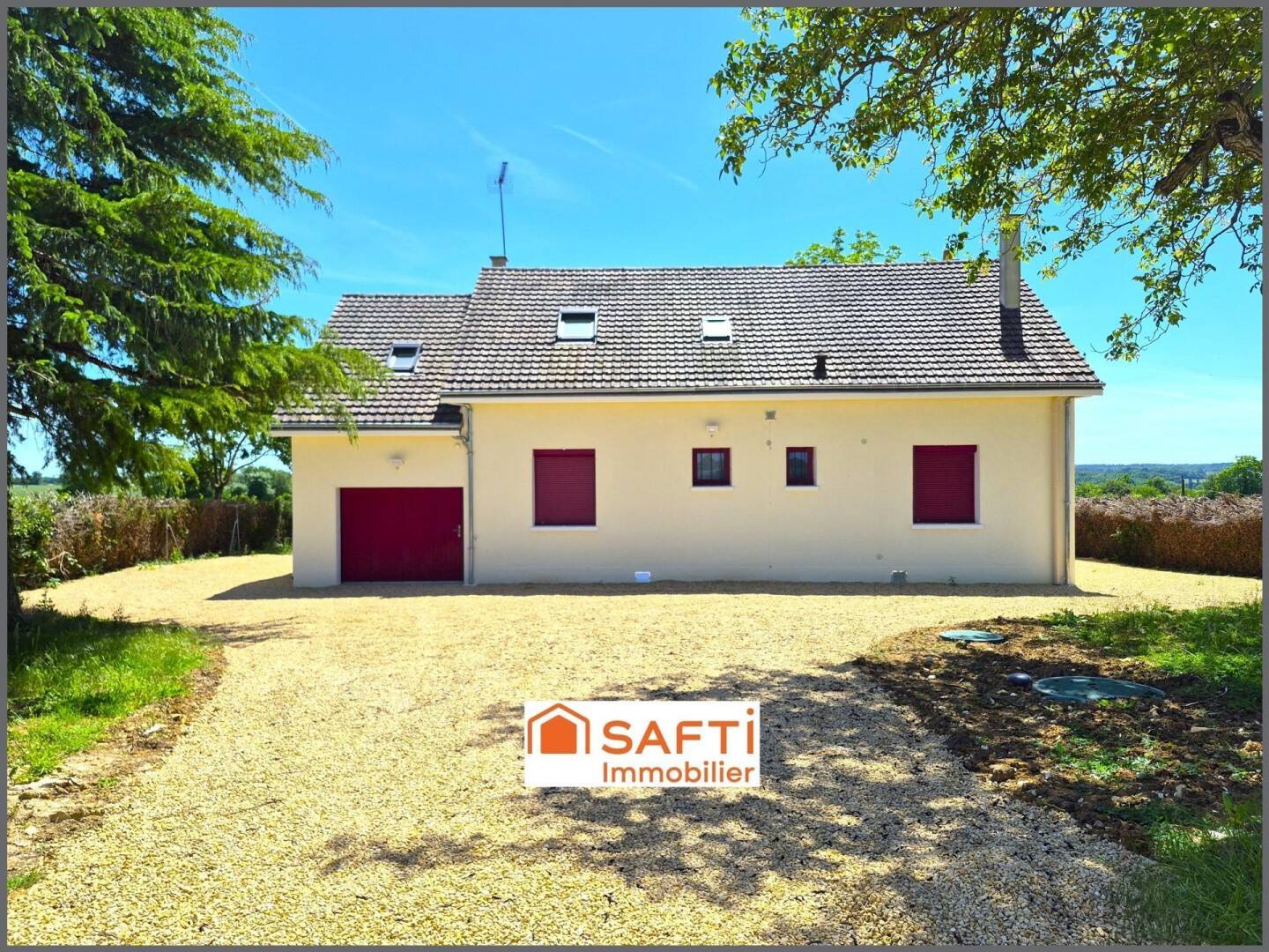 Maison 8 pièces 165 m² · à Le Grand-Pressigny · 165 m² · 215 000 €